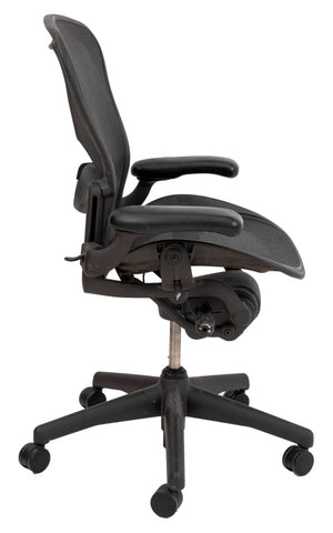 Herman Miller Aeron Adjustable Swivel Chair (9742200701235)