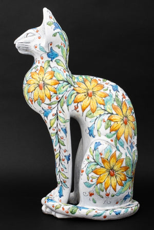 Italian Majolica Seated Cat Sculpture (9781416853811)
