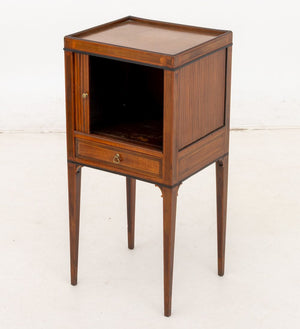 Hepplewhite Mahogany Bedside Table, c. 1800 (9887537430835)