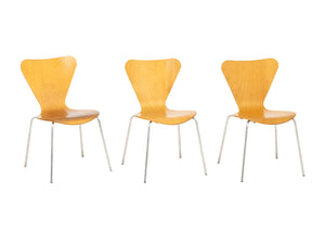 Arne Jacobsen x Fritz Hansen Series 7 Side Chairs, 3