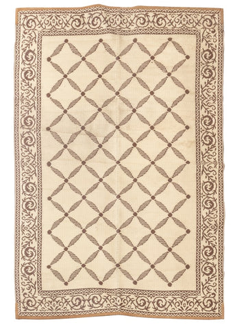 Reversible Lattice Pattern Rug, 8' 10