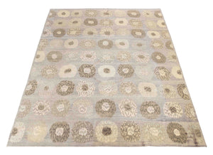 Concentric Circle Pattern Carpet, 11' 6" x 9' 1"